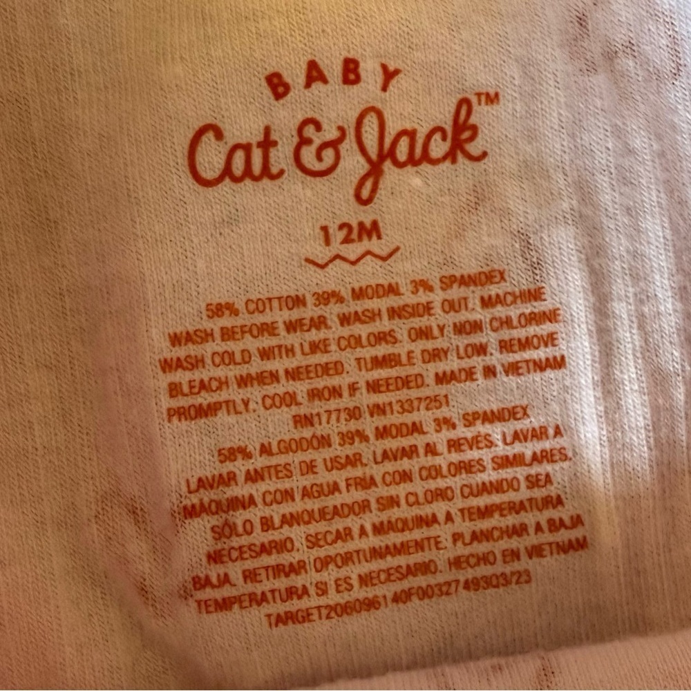 👶 Baby Girl Bundle – Size 9-12 Mnth | Carter’s PJ’s + Cat & Jack Onesie 💕 - Picture 4 of 5